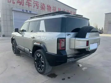 2025 BYD FangChengBao Leopard 8 с пробегом 27 000 км