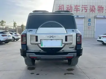 2025 BYD FangChengBao Leopard 8 с пробегом 27 000 км