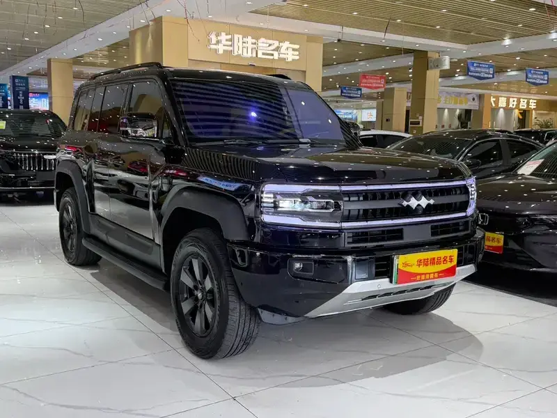 2025 BYD FangChengBao Leopard 5 с пробегом 43 000 км