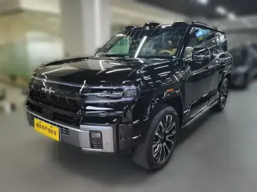 BYD FangChengBao Leopard 8