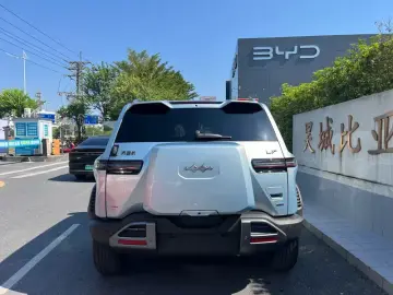 2026 BYD FangChengBao Titanium 3 с пробегом 1 900 км