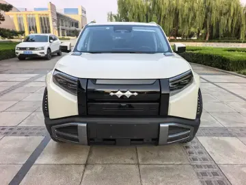 2025 BYD FangChengBao Titanium 3 с пробегом 35 000 км