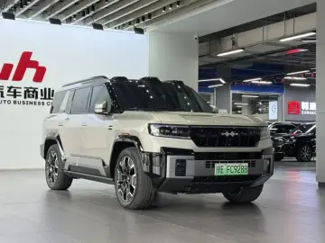 2025 BYD FangChengBao Leopard 8 с пробегом 32 000 км