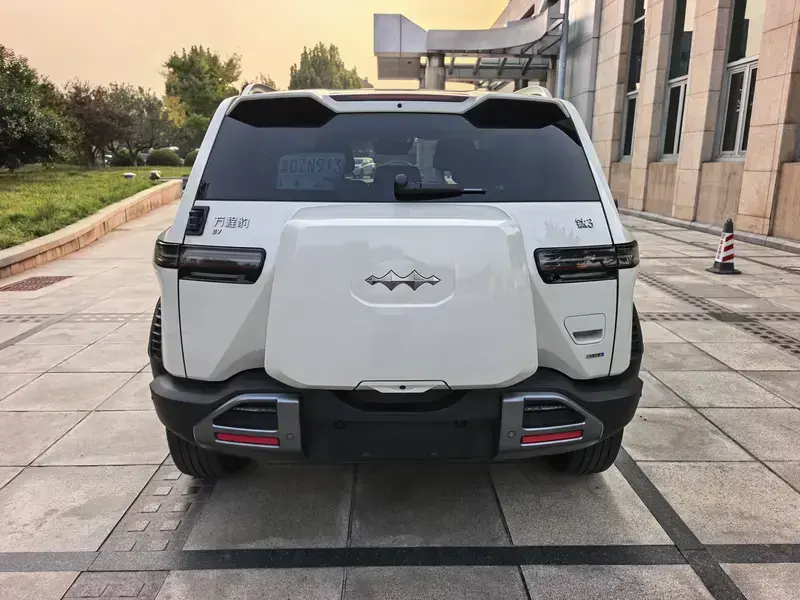 2025 BYD FangChengBao Titanium 3 с пробегом 35 000 км