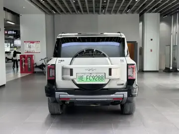 2025 BYD FangChengBao Leopard 8 с пробегом 32 000 км