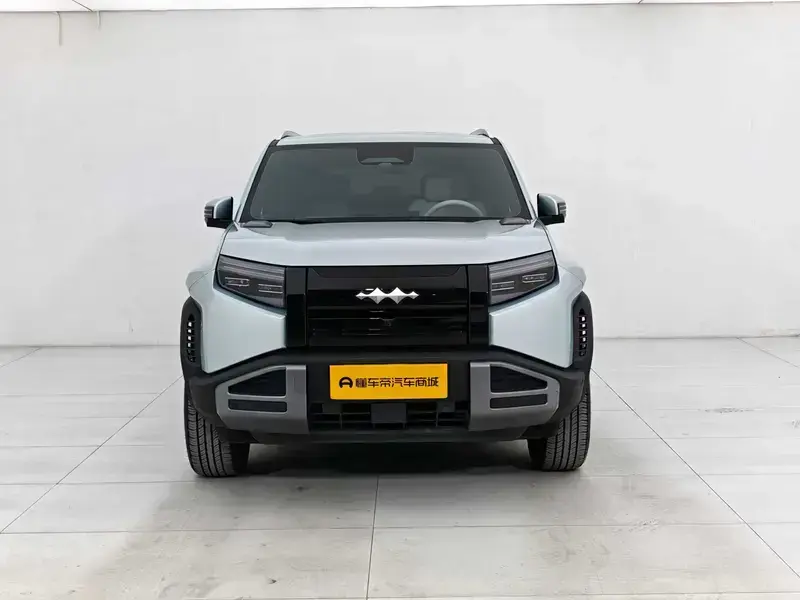 2025 BYD FangChengBao Titanium 3 с пробегом 13 300 км
