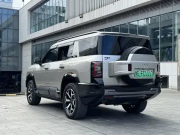 2025 BYD FangChengBao Leopard 8 с пробегом 24 000 км