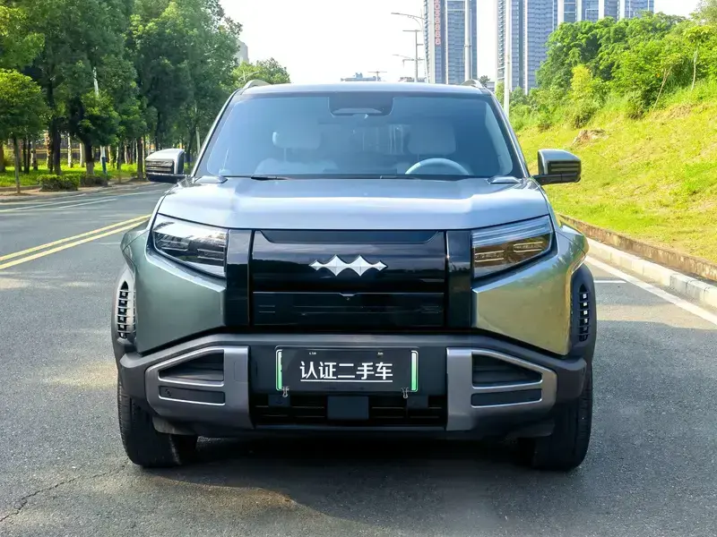 2025 BYD FangChengBao Titanium 3 с пробегом 14 000 км