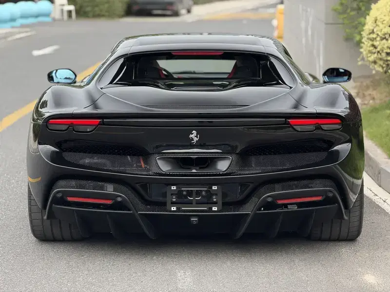 2021 Ferrari 296 с пробегом 2 900 км
