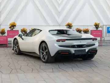 2021 Ferrari 296 с пробегом 500 км