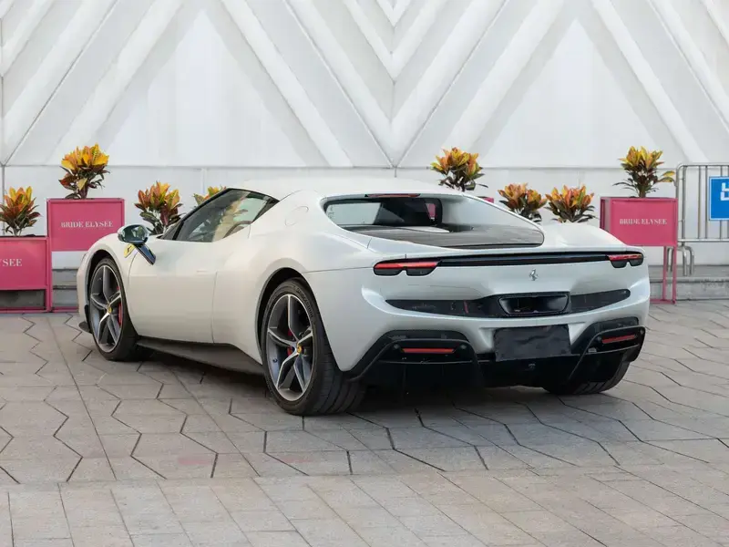 2021 Ferrari 296 с пробегом 500 км