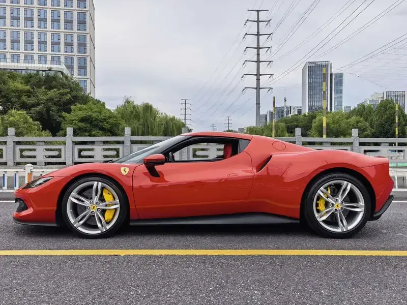 2021 Ferrari 296 с пробегом 6 000 км