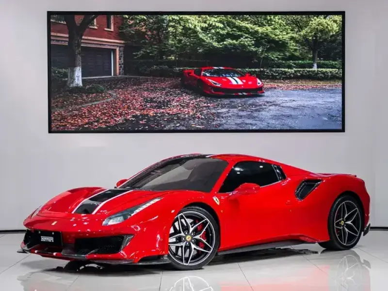 2015 Ferrari 488 с пробегом 37 000 км