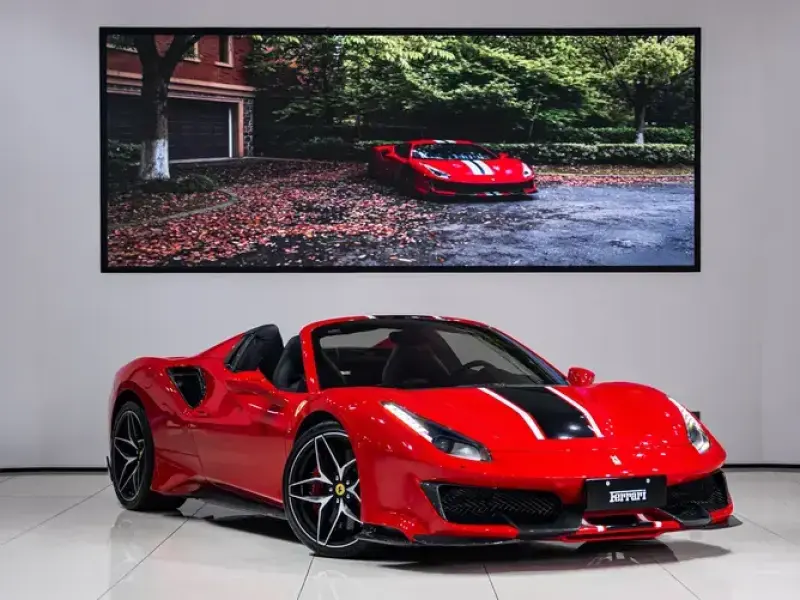 2015 Ferrari 488 с пробегом 37 000 км