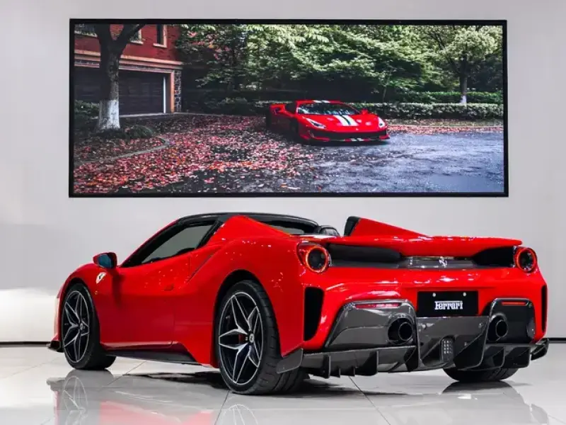 2015 Ferrari 488 с пробегом 37 000 км