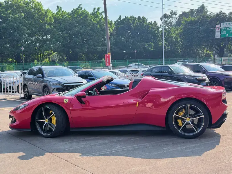 2022 Ferrari 296 с пробегом 6 200 км