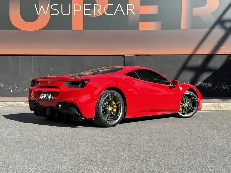 2015 Ferrari 488 с пробегом 41 000 км