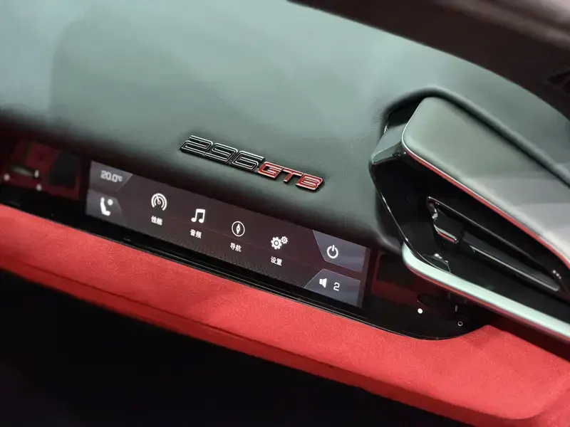 2021 Ferrari 296 с пробегом 6 900 км
