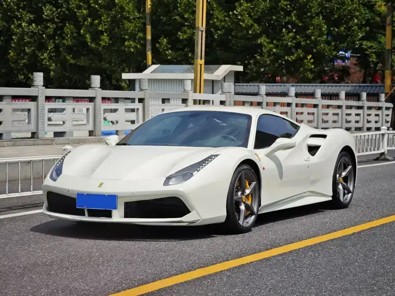 2015 Ferrari 488 с пробегом 25 000 км