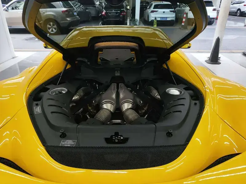 2021 Ferrari 296 с пробегом 9 500 км