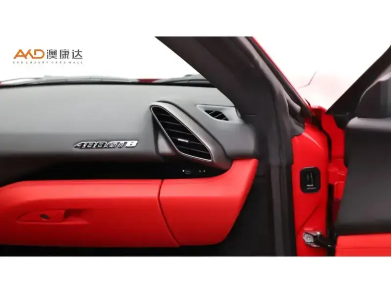 2015 Ferrari 488 с пробегом 18 700 км