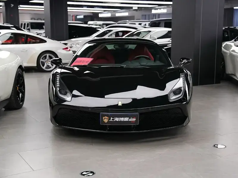 2015 Ferrari 488 с пробегом 24 000 км