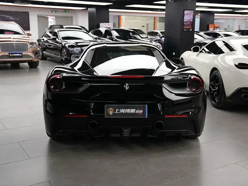 2015 Ferrari 488 с пробегом 24 000 км