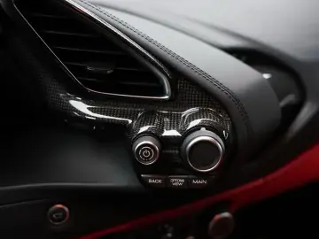 2015 Ferrari 488 с пробегом 24 000 км