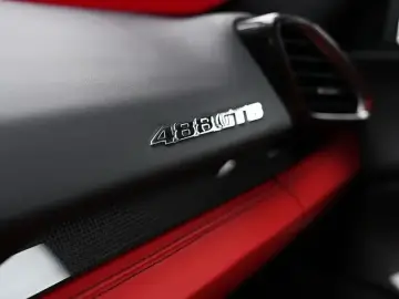 2015 Ferrari 488 с пробегом 24 000 км