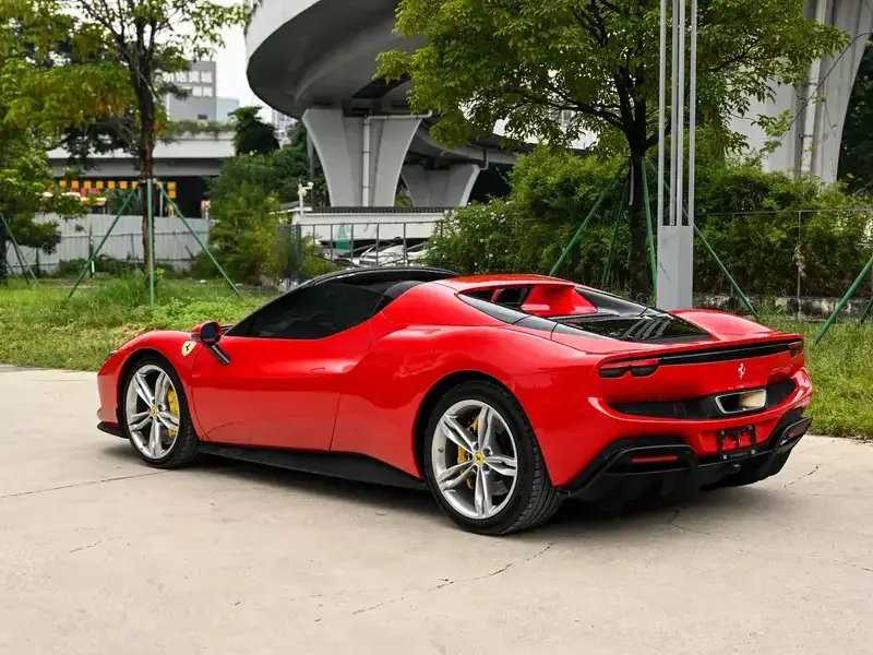 2022 Ferrari 296 с пробегом 6 700 км
