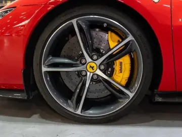 2021 Ferrari 296 с пробегом 12 800 км