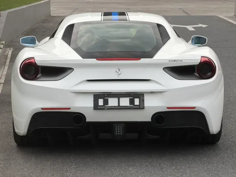 2015 Ferrari 488 с пробегом 21 000 км