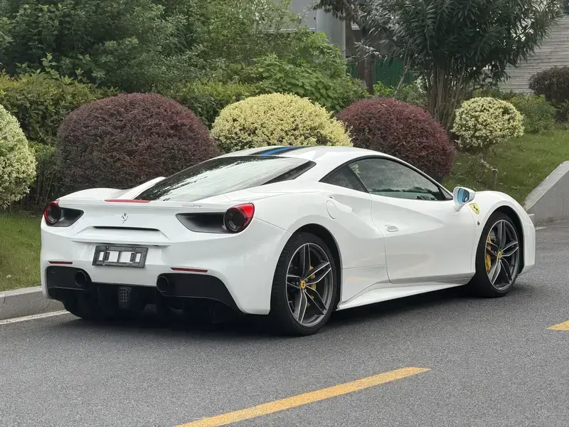 2015 Ferrari 488 с пробегом 21 000 км