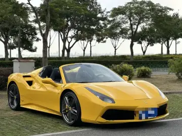 2015 Ferrari 488 с пробегом 26 000 км