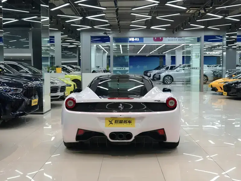 2011 Ferrari 458 с пробегом 65 000 км