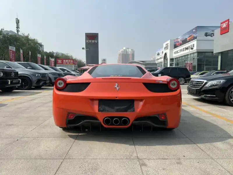 2011 Ferrari 458 с пробегом 64 000 км