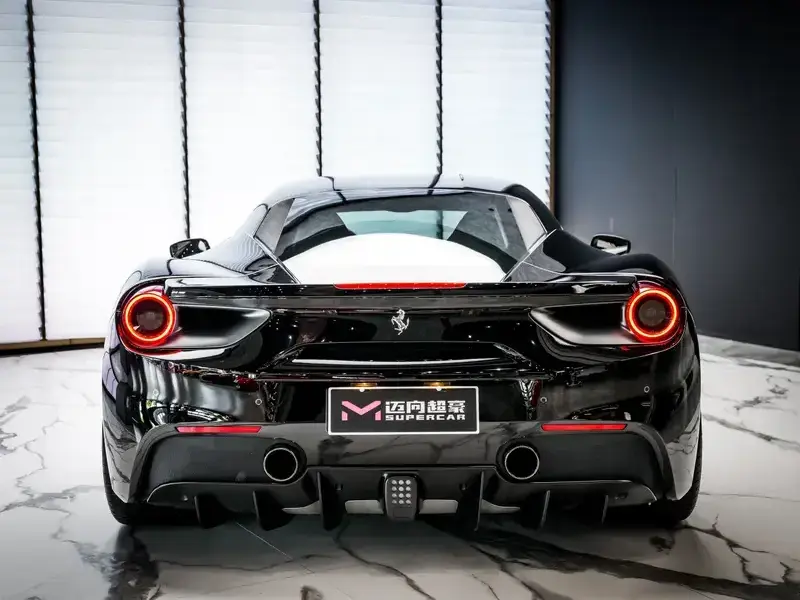 2015 Ferrari 488 с пробегом 37 000 км