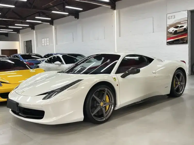 2011 Ferrari 458 с пробегом 19 000 км