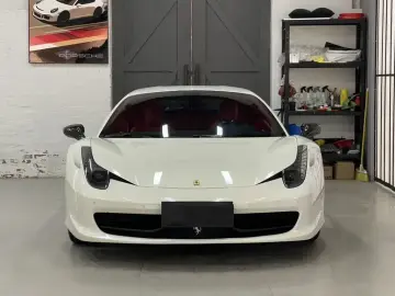 2011 Ferrari 458 с пробегом 19 000 км