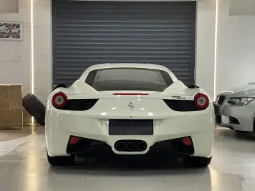 2011 Ferrari 458 с пробегом 19 000 км