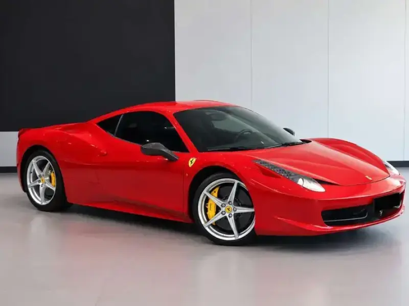 2011 Ferrari 458 с пробегом 16 000 км