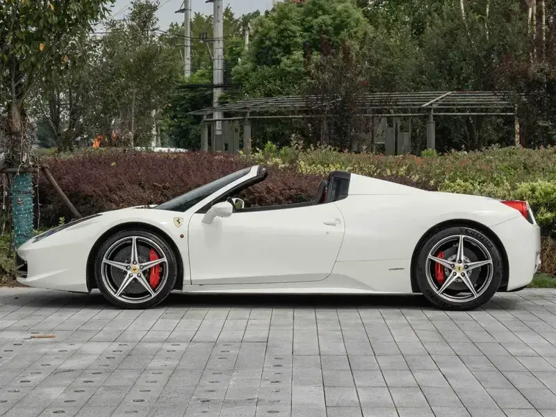 2013 Ferrari 458 с пробегом 49 000 км