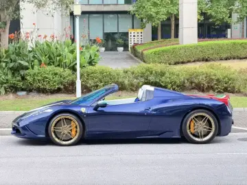 2013 Ferrari 458 с пробегом 50 000 км