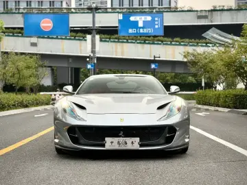 2017 Ferrari 812 с пробегом 19 000 км