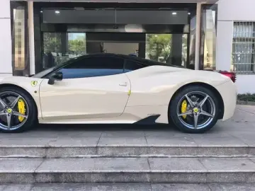 2011 Ferrari 458 с пробегом 50 000 км