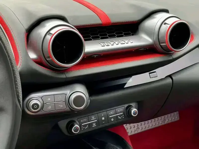2017 Ferrari 812 с пробегом 5 000 км