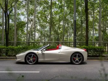 2013 Ferrari 458 с пробегом 39 000 км