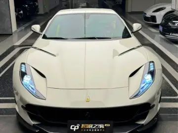 2017 Ferrari 812 с пробегом 34 000 км