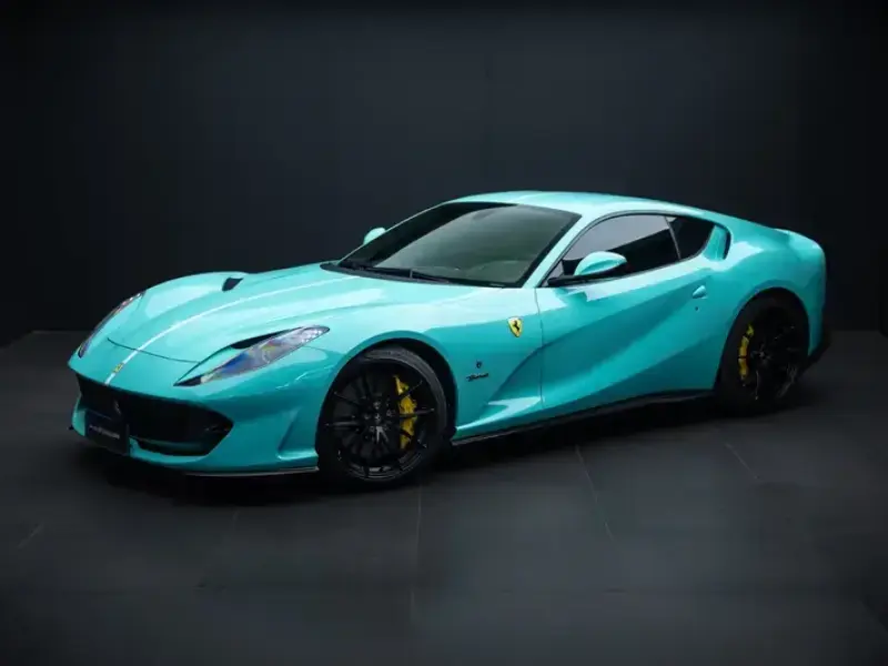 2017 Ferrari 812 с пробегом 24 000 км