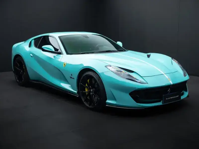 2017 Ferrari 812 с пробегом 24 000 км